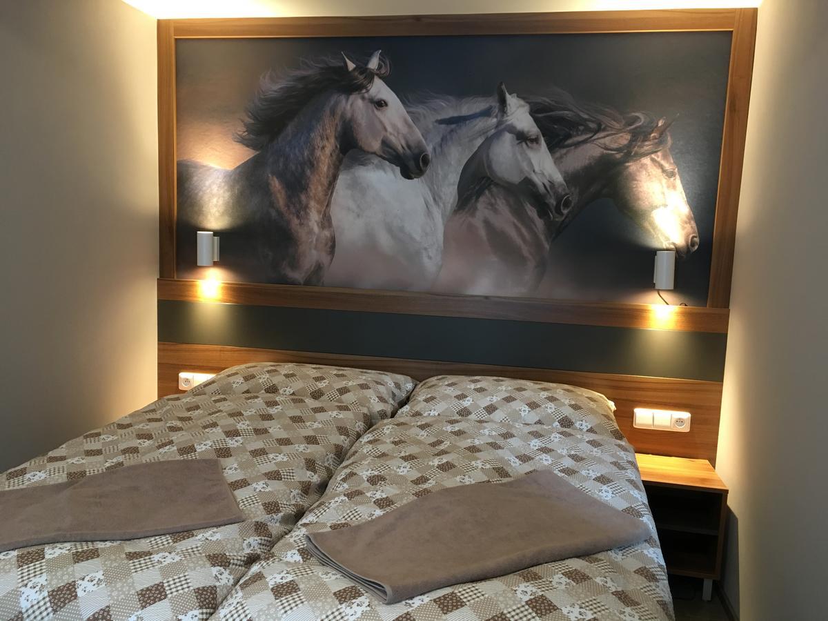 Hotel U Kone Beroun  Zewnętrze zdjęcie