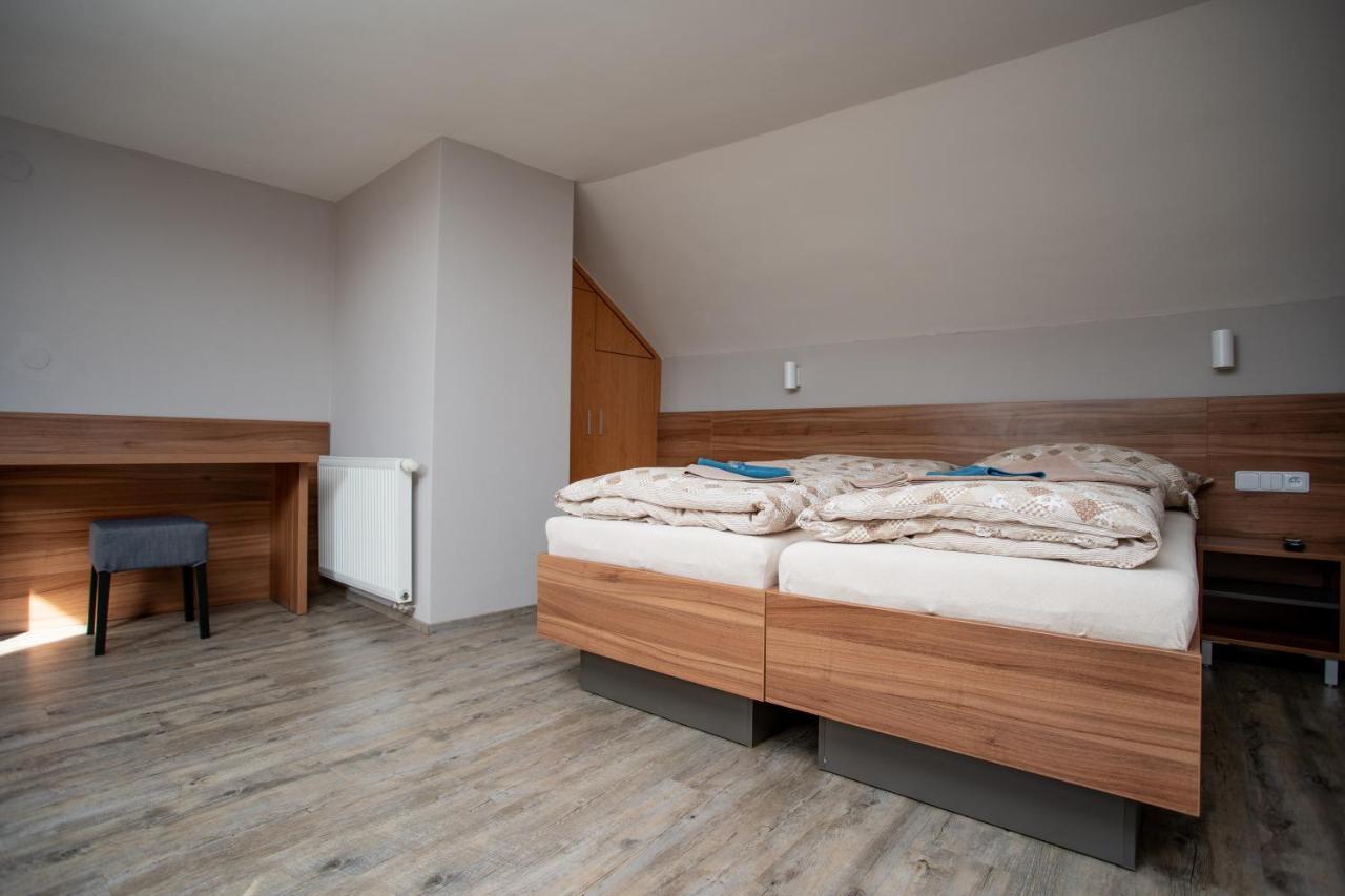 Hotel U Kone Beroun  Zewnętrze zdjęcie