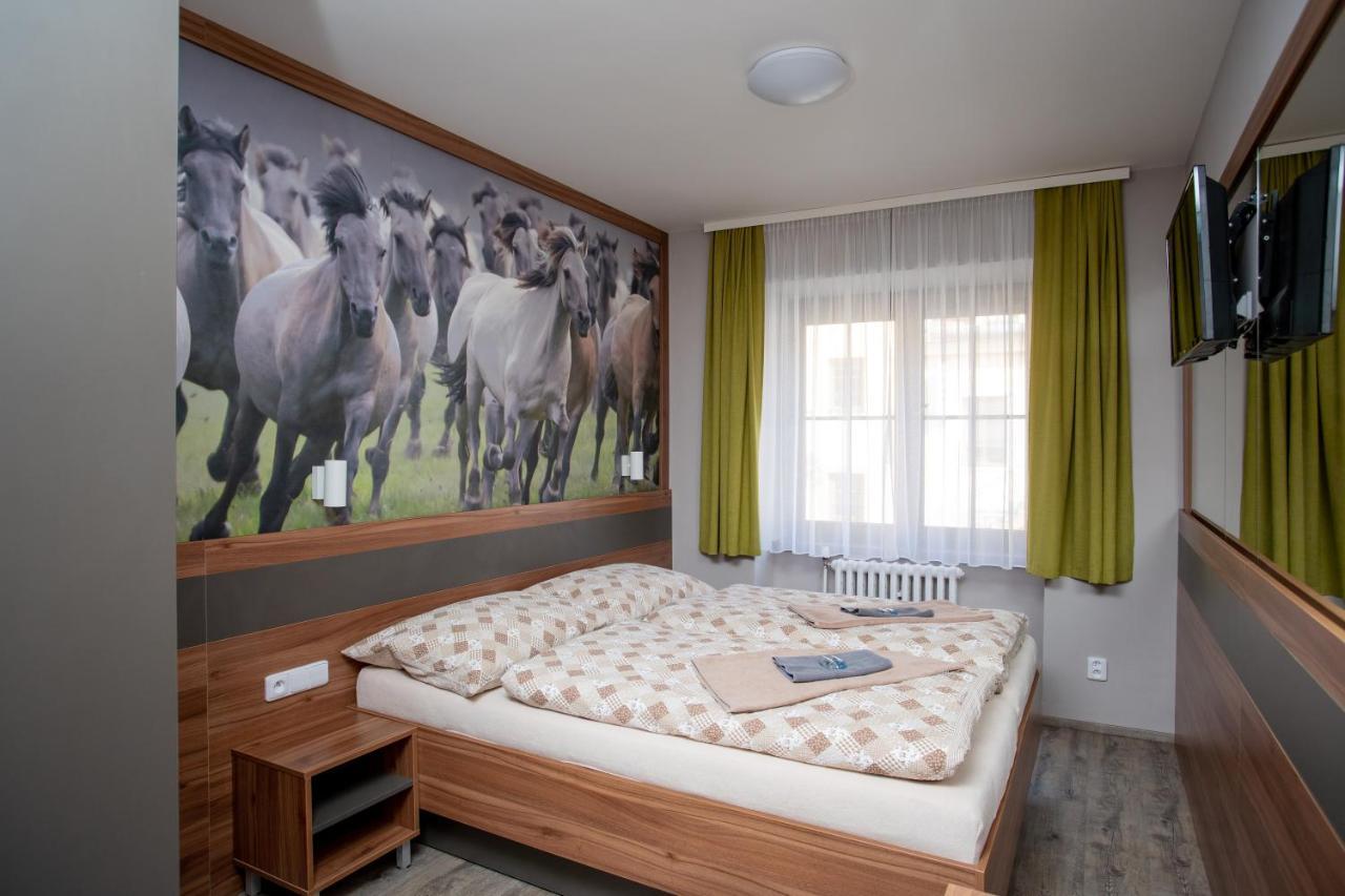Hotel U Kone Beroun  Zewnętrze zdjęcie