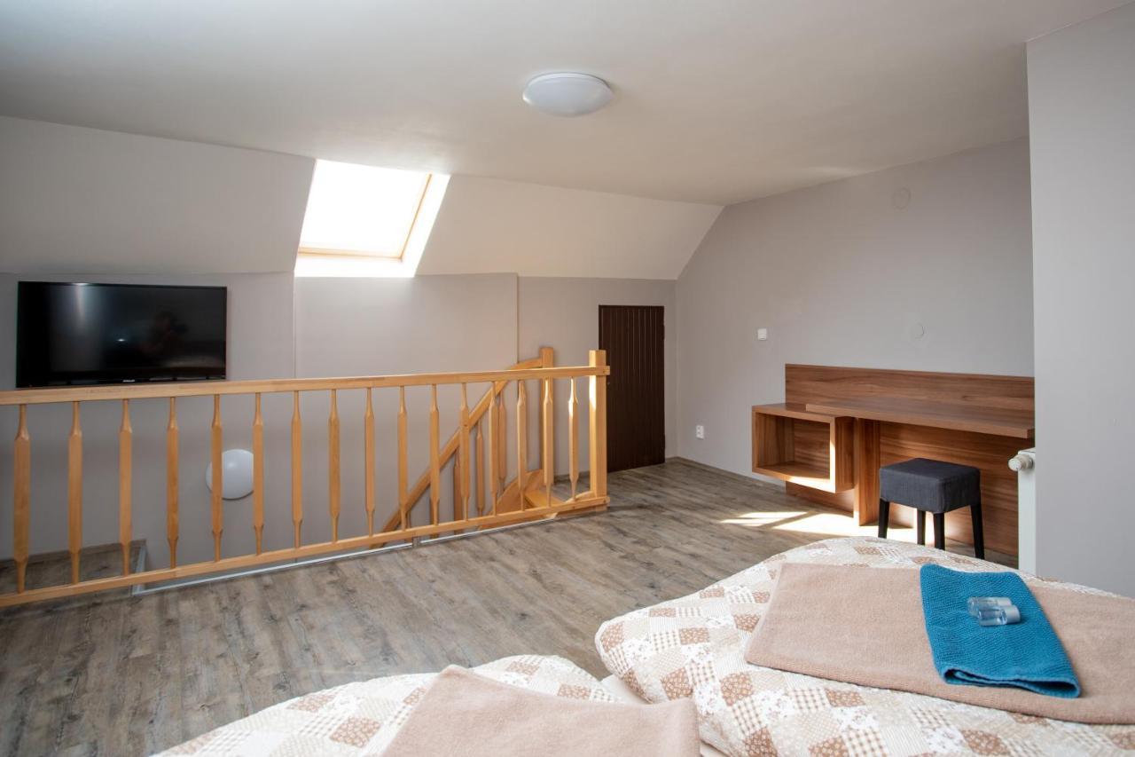Hotel U Kone Beroun  Zewnętrze zdjęcie